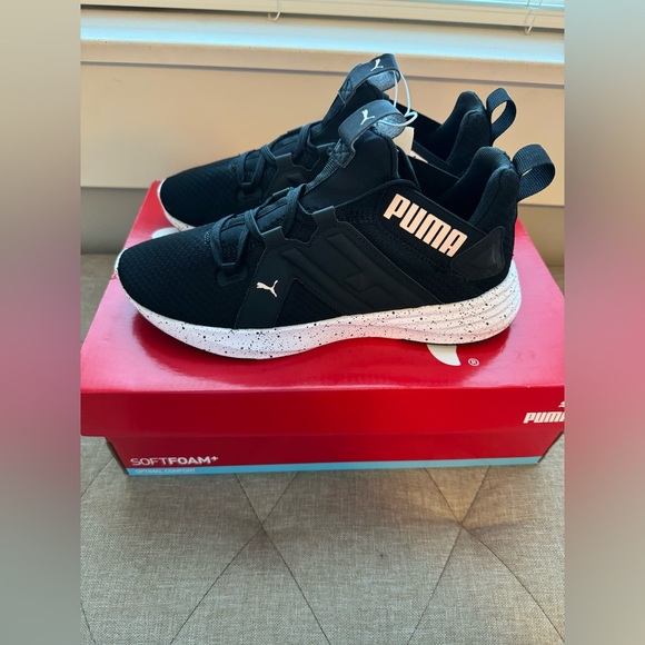 Puma Women’s Sneakers - Picture 4 of 5